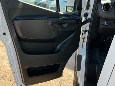 New 2026 Mercedes-Benz Sprinter 2500 image 10