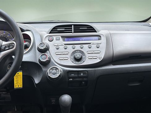Used 2013 Honda Fit image 21