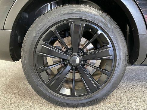 Used 2018 Ford Explorer Limited image 25