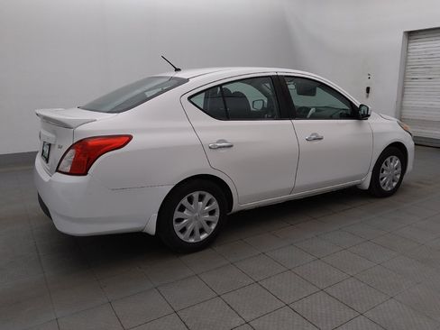 Used 2017 Nissan Versa SV FWD image 10