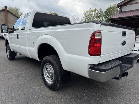 Used 2014 Ford F250 XL w/ XL Value Package AWD/4WD image 5