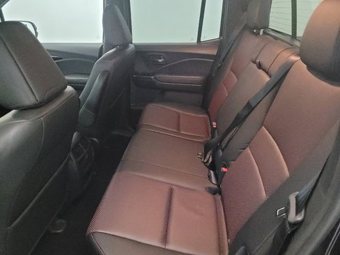 Used 2017 Honda Ridgeline Black Edition image 18