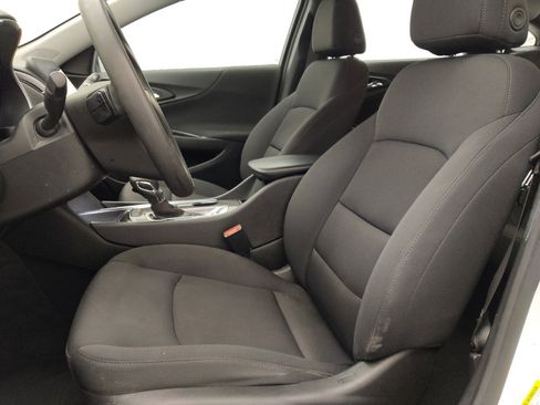 Used 2021 Chevrolet Malibu LS w/ Driver Confidence Package II FWD image 17