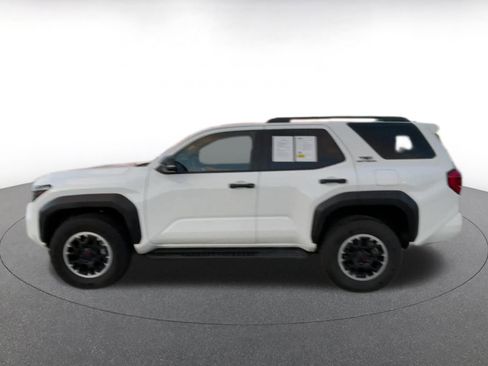 Used 2025 Toyota 4Runner TRD Off-Road image 9