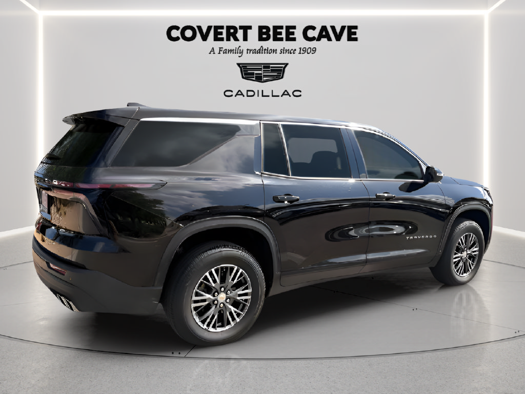 Used 2024 Chevrolet Traverse LS AWD/4WD image 10
