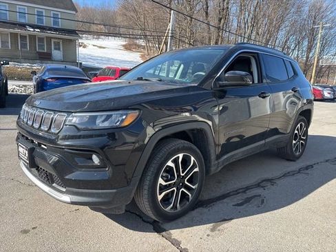 Used 2022 Jeep Compass Limited w/ Sun and Sound Group AWD/4WD image 3