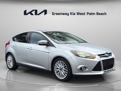Used 2014 Ford Focus Titanium FWD image 1