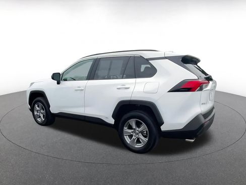 Used 2025 Toyota RAV4 LE image 10