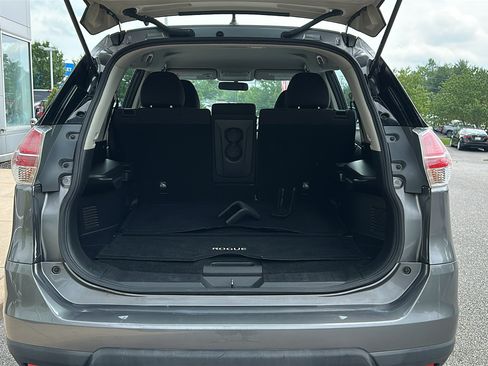 Used 2016 Nissan Rogue S AWD/4WD image 6