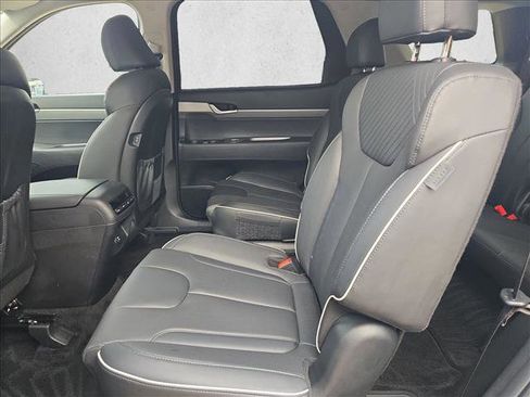 Used 2025 Hyundai Palisade SEL FWD image 19