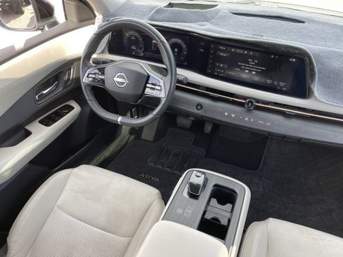 Used 2024 Nissan Ariya AWD image 16