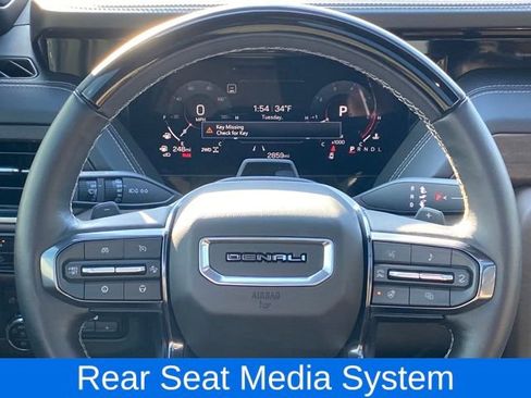 Used 2025 GMC Yukon XL Denali Ultimate w/ LPO, Floor Liner Package image 8