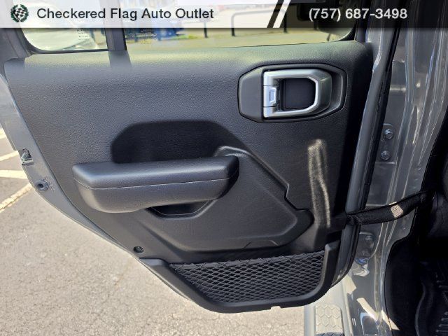 Used 2020 Jeep Wrangler Unlimited Sport S AWD/4WD image 39