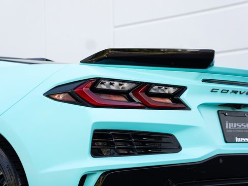 Used 2025 Chevrolet Corvette Z06 RWD image 33