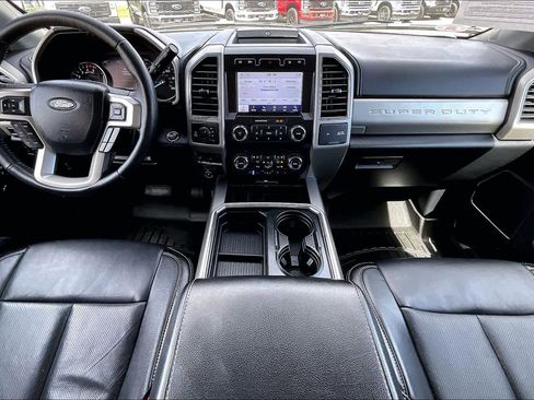 Used 2020 Ford F350 Lariat w/ Lariat Ultimate Package image 16