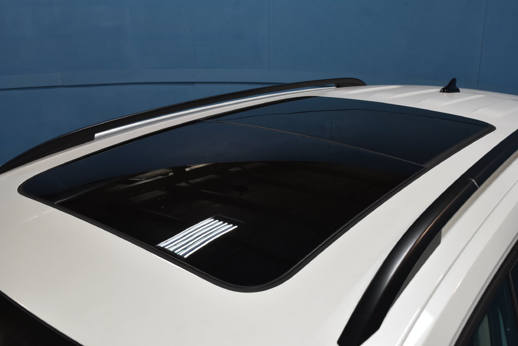 Certified 2026 Volkswagen Atlas SE w/ Panoramic Sunroof Package AWD/4WD image 22