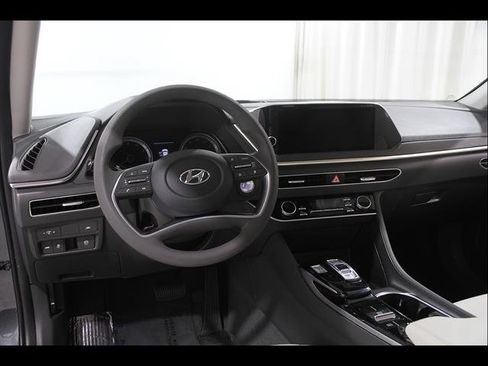 Certified 2023 Hyundai Sonata SEL FWD image 6