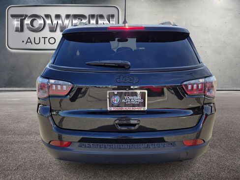 Used 2018 Jeep Compass Altitude w/ Popular Equipment Group image 5