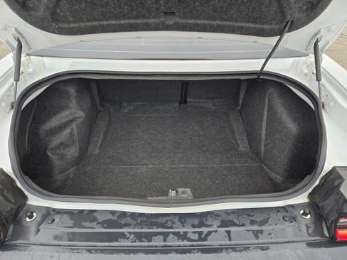 Used 2018 Dodge Challenger GT w/ Driver Convenience Group AWD/4WD image 28