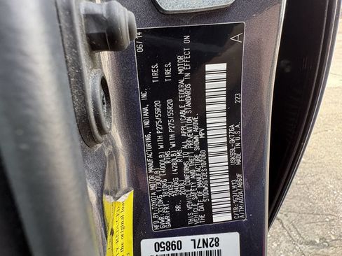 Used 2014 Toyota Sequoia Platinum AWD/4WD image 31