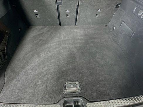 Used 2023 Mercedes-Benz GLC 300 image 23