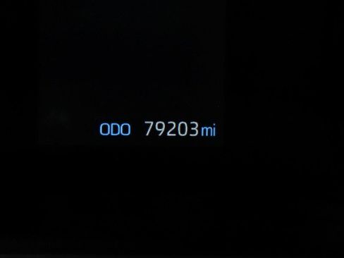 Used 2022 Toyota Sienna XSE image 17