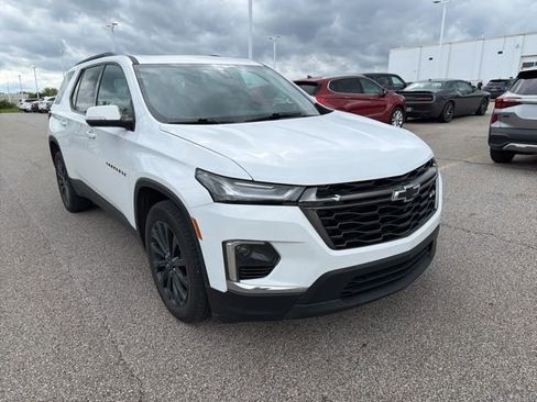 Certified 2023 Chevrolet Traverse RS w/ LPO, Floor Liner Package AWD/4WD image 2