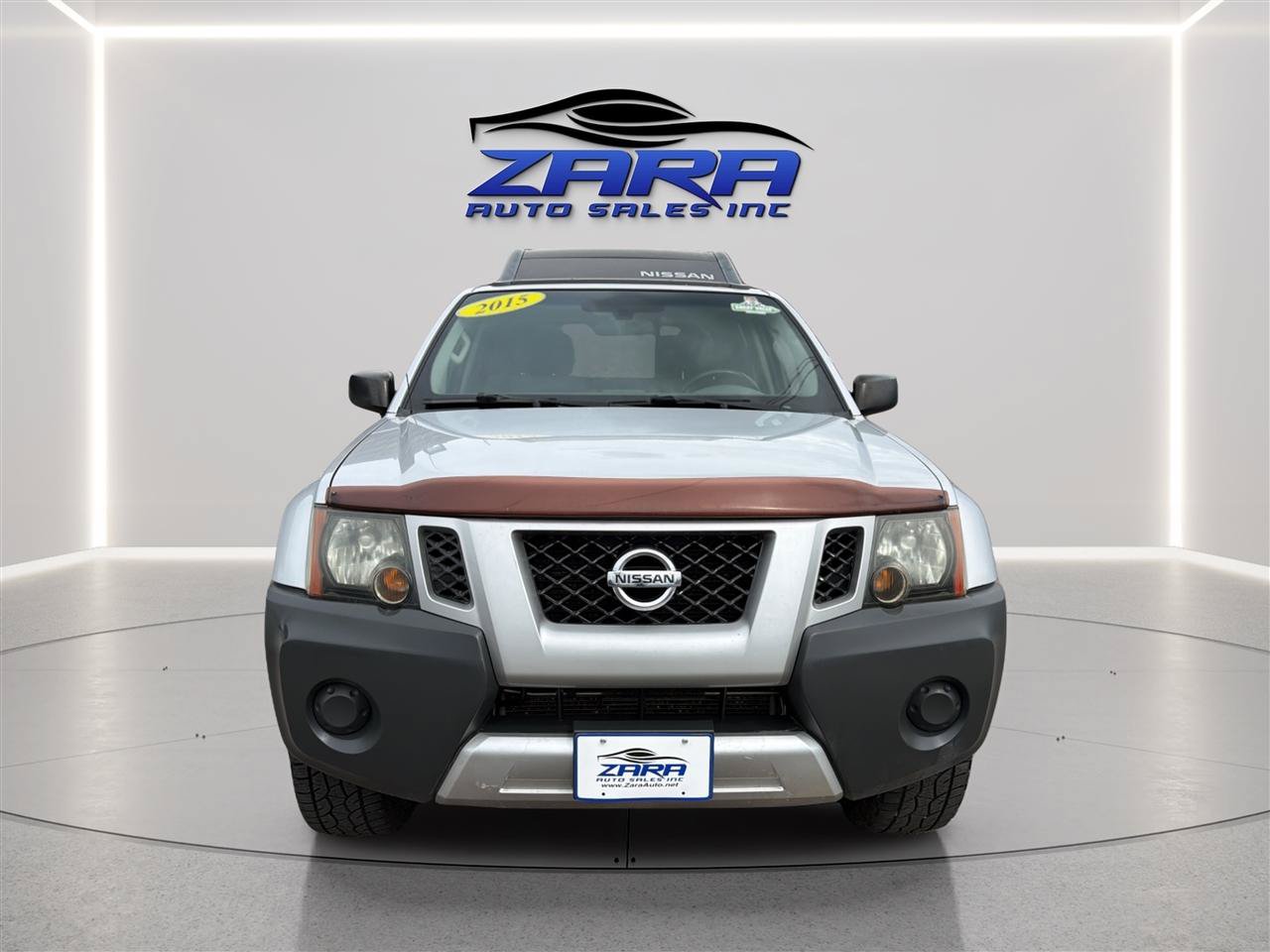 Used 2015 Nissan Xterra X AWD/4WD image 2