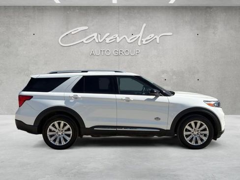Used 2021 Ford Explorer King Ranch w/ Premium Technology Package AWD/4WD image 17