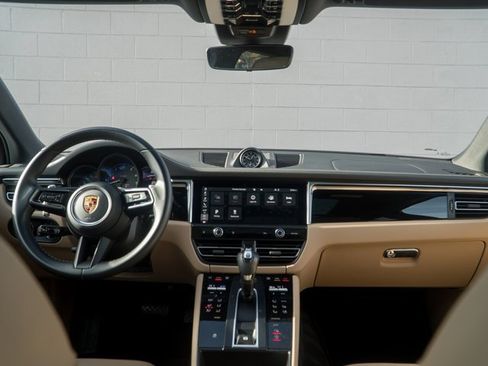 Certified 2023 Porsche Macan Turbo image 21