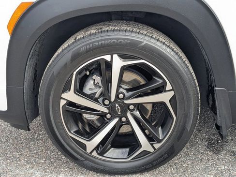Used 2022 Chevrolet TrailBlazer RS w/ Technology Package image 21