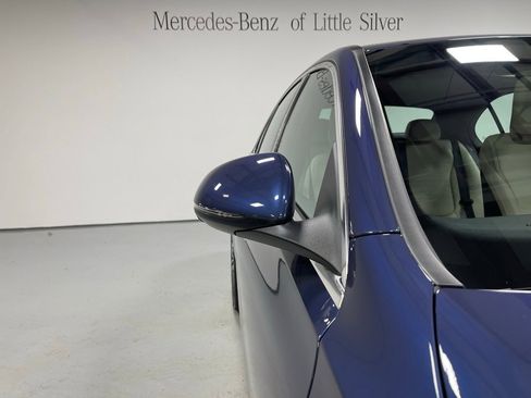 Used 2025 Mercedes-Benz C 300 4MATIC Sedan image 12