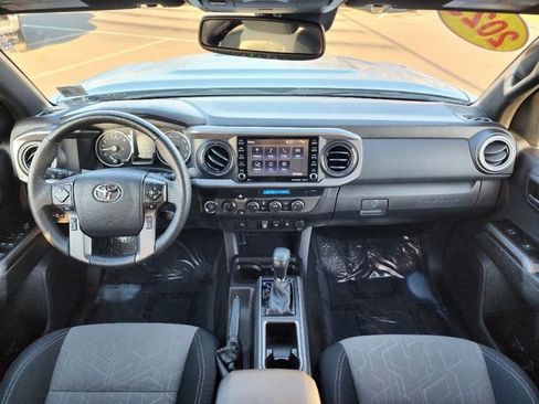 Used 2023 Toyota Tacoma TRD Sport image 31
