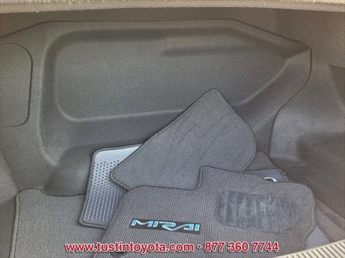 Certified 2017 Toyota Mirai image 7