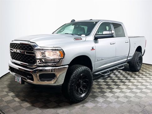 Used 2022 RAM 2500 Big Horn image 4