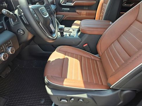 New 2026 GMC Sierra 1500 Denali Ultimate AWD/4WD image 9