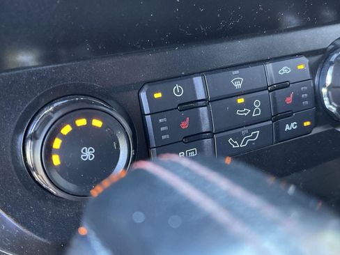 Used 2019 Ford F150 XLT w/ Equipment Group 302A Luxury AWD/4WD image 27