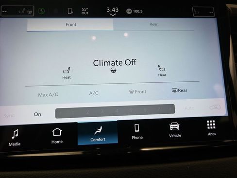Used 2022 Chrysler Pacifica Touring-L FWD image 28