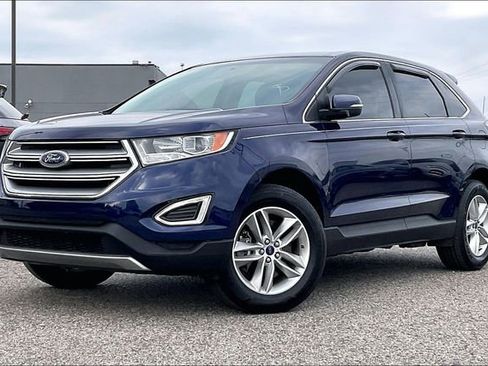 Used 2016 Ford Edge SEL w/ Equipment Group 201A AWD/4WD image 2