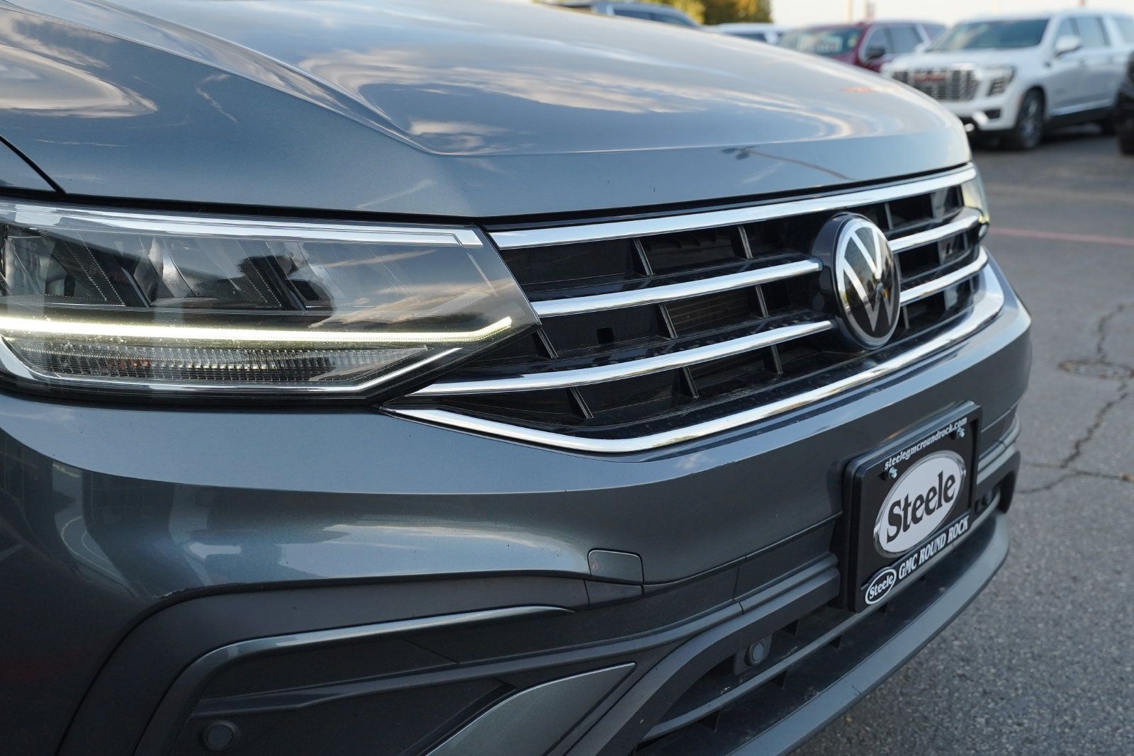 Used 2024 Volkswagen Tiguan SE FWD image 29
