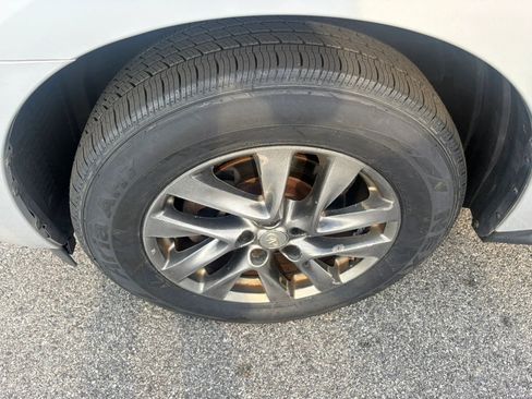 Used 2013 INFINITI JX35 AWD image 24