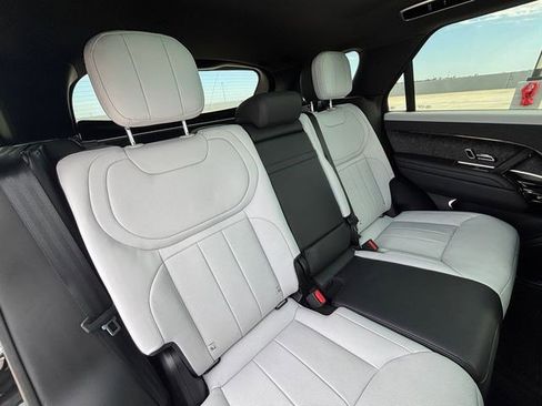 Used 2024 Land Rover Range Rover Sport Dynamic SE image 20