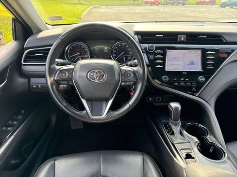 Used 2020 Toyota Camry SE AWD/4WD image 19