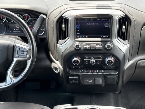 Used 2021 Chevrolet Silverado 1500 RST AWD/4WD image 28