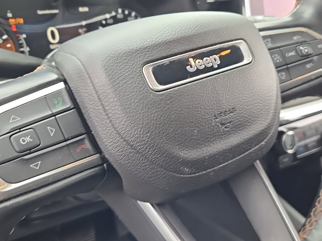 Certified 2022 Jeep Compass Limited w/ Sun and Sound Group AWD/4WD image 33