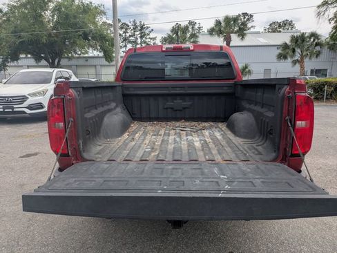 Used 2021 Chevrolet Colorado Z71 AWD/4WD image 12