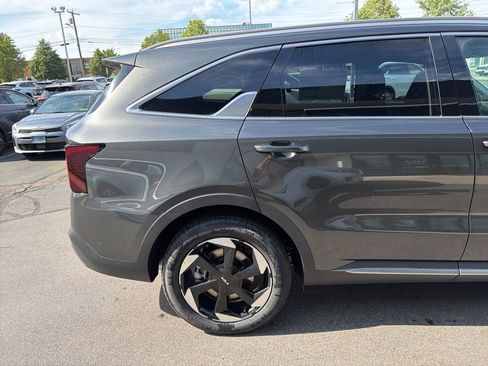 New 2026 Kia Sorento EX AWD/4WD image 7