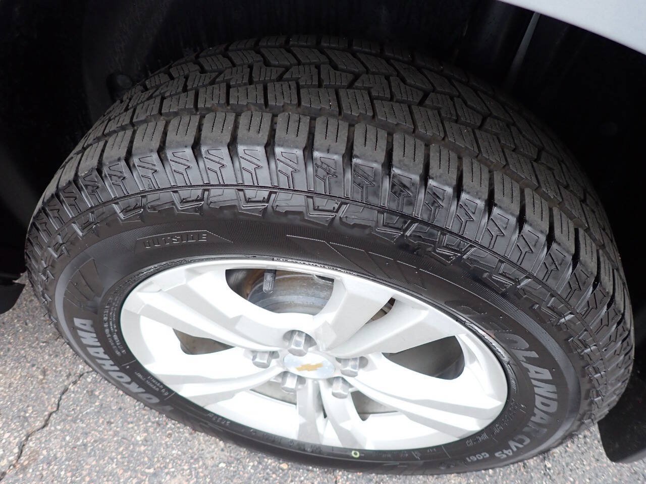 Used 2012 Chevrolet Equinox LT w/ Driver Convenience Package AWD/4WD image 11