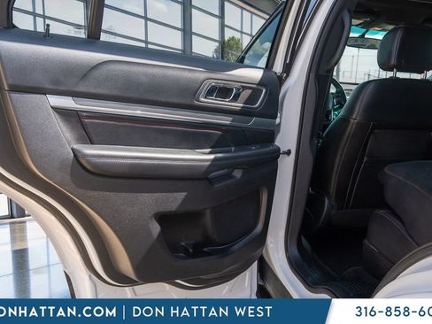 Used 2016 Ford Explorer Sport w/ Equipment Group 401A AWD/4WD image 22