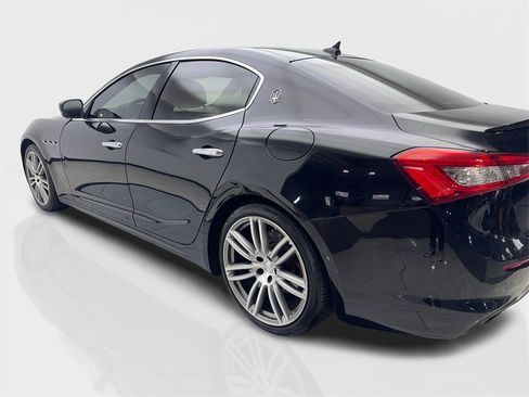 Used 2019 Maserati Ghibli image 14